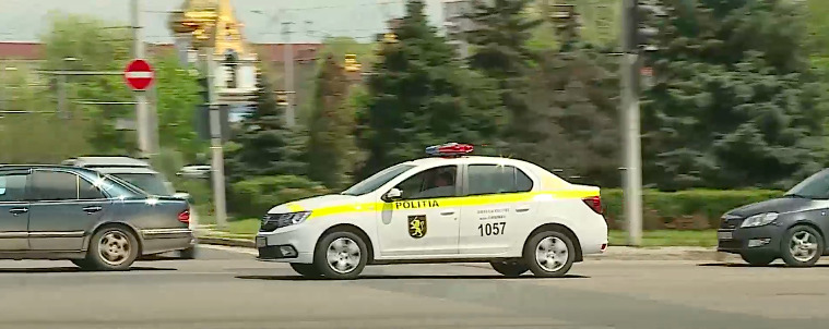 В прошлом году ПДД безнаказанно нарушили десятки правоохранителей.