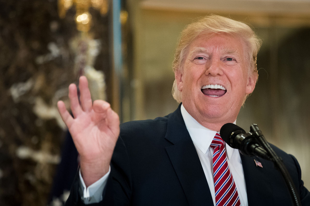 Trump i-a telefonat lui Putin şi l-a felicitat ventru realegere.