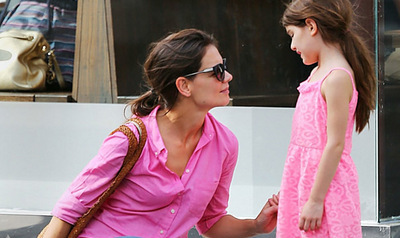 Katie Holmes, în vârstă de 33 de ani, a anunţat pe 29 iunie că a iniţiat procedura prin care a solicitat divorţul de Tom Cruise