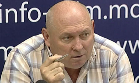 Omul de afaceri Vladimir Volcov a fost arestat ieri, după conferinţa de presă. Foto: publika.md