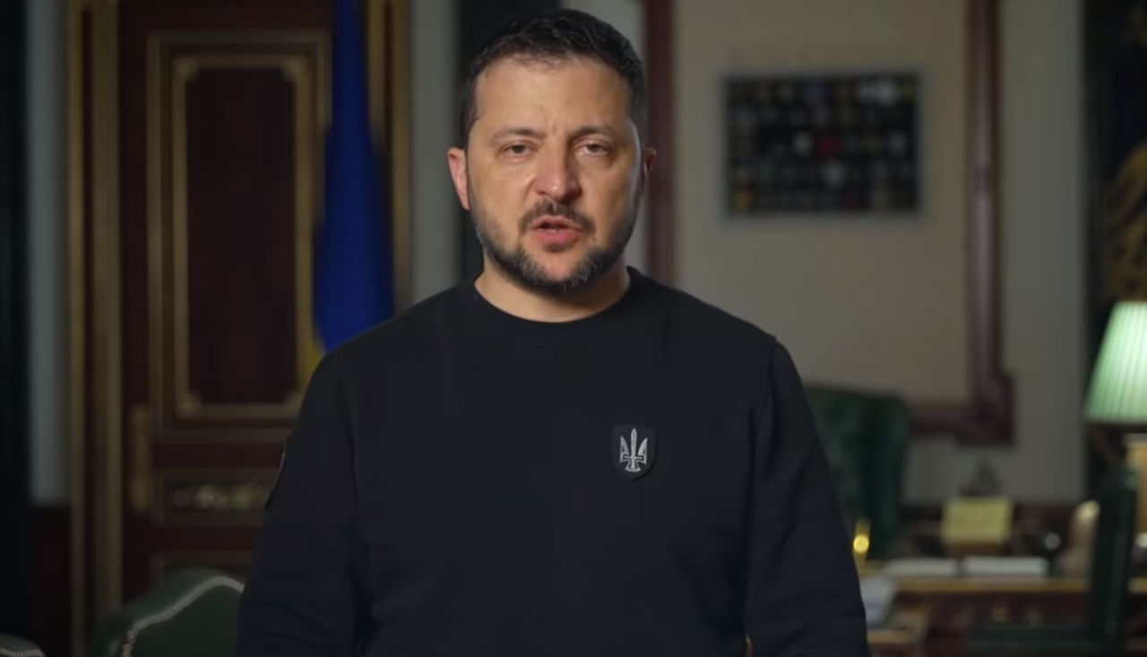 Зеленский: Работаем над дополнительными оборонными пакетами с партнерами.