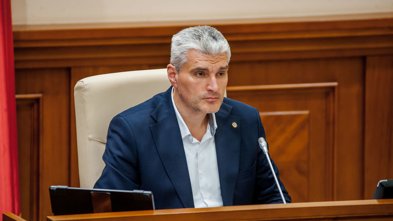 Бывший депутат Александр Слусарь.