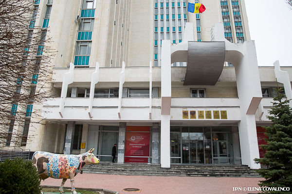 Judecătoria Chișinău, în clădirea fostului Minister al Agriculturii