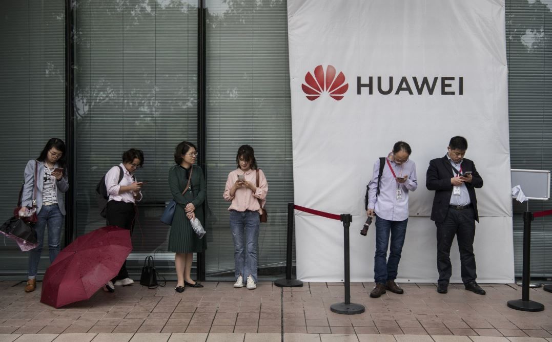 Huawei выплатила сотрудникам дивиденды на сумму около $4,7 млрд в 2021 году.