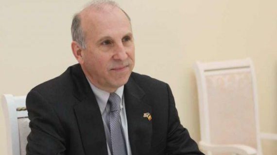 Посол США в Молдове Джеймс Петтит.