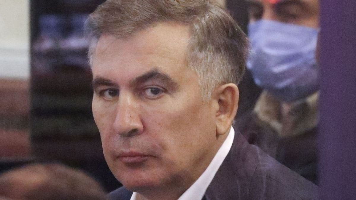 Сегодня снова возобновятся слушания по одному из дел Михеила Саакашвили.