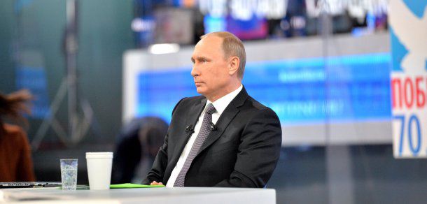 Președintele rus a fost întrebat pe cine ar fi salvat de la înec primul, pe Petro Poroșenko sau pe președintele turc Recep Tayyip Erdogan. Foto: tvrain.ru