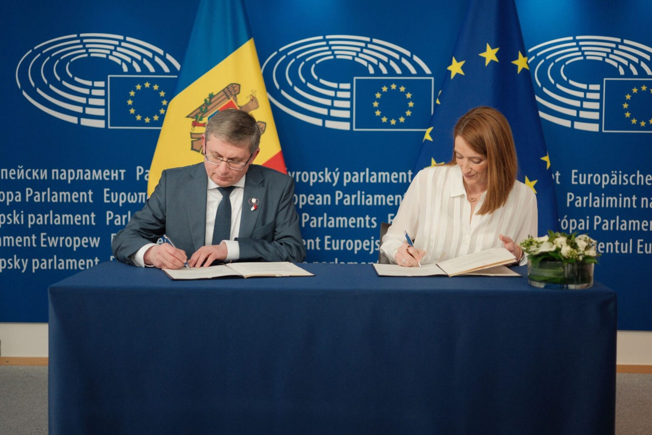Parteneriat parlamentar cu Uniunea Europeană: Acord reînnoit la Bruxelles.