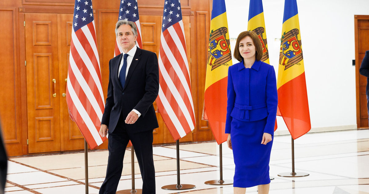 Санду: Надеемся, что США окажут помощь в борьбе с гибридными угрозами со стороны России.