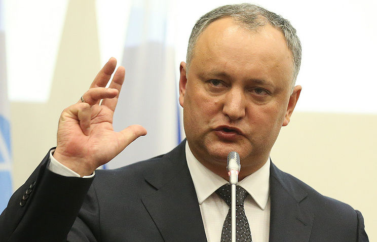Президент Молдовы Игорь Додон подверг критике решение парламента совместить 9 мая празднование Дня Победы с Днем Европы.