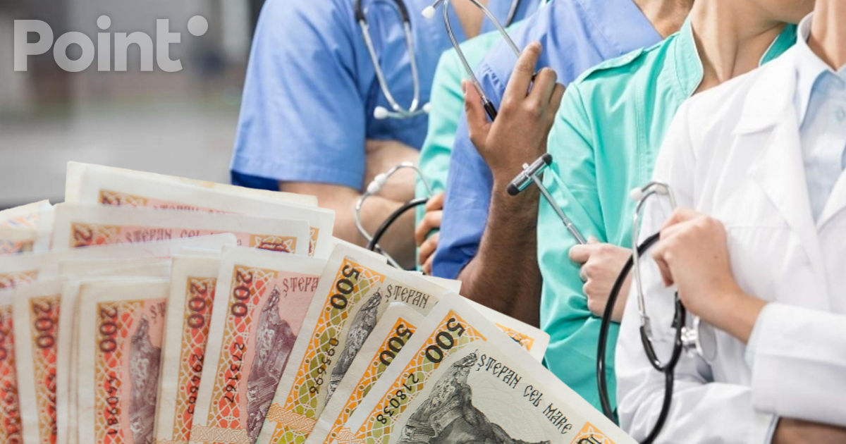Зарплаты медиков вырастут на 15% с января.