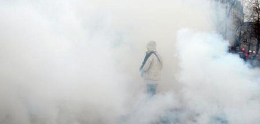 O turistă străină a decedat și alte 14 persoane au fost rănite joi în Indonezia. Foto: AP