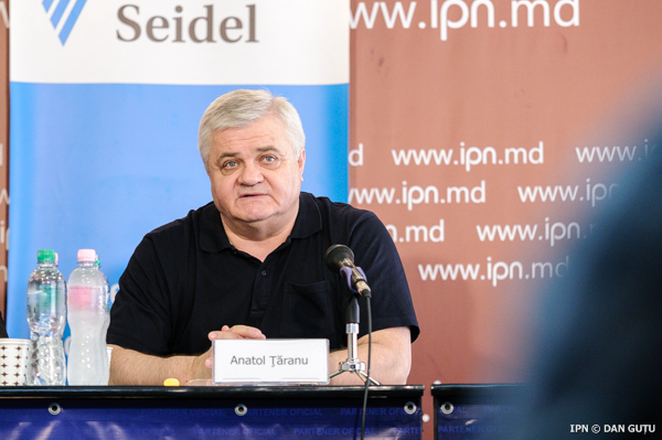 "Украина сумеет решить все свои проблемы, как и Молдова тогда, когда кризис идентичности будет преодолён", - отметил Анатол Цэрану.