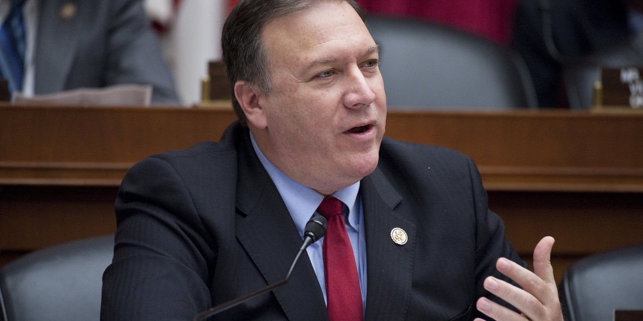 Trump i-a cerut reprezentantului de Kansas Mike Pompeo să devină director CIA. Foto: huffingtonpost.com