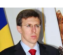 Подземную многоуровневую парковку планирует построить под площадью Великого национального собрания в Кишиневе Киртоакэ. Фото: lenta.ru