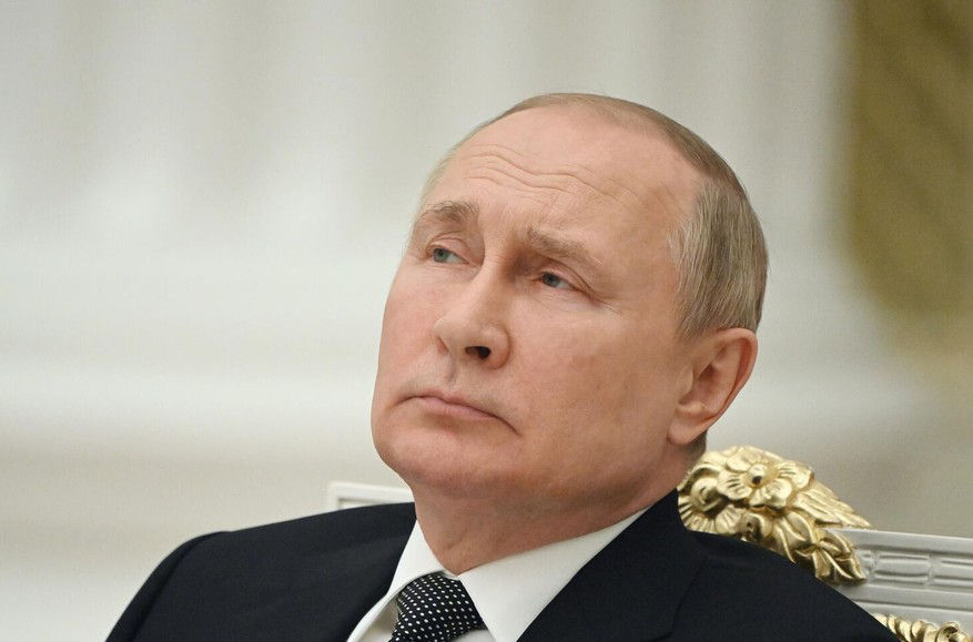 Bloomberg: Валютные резервы позволят России воевать до трех лет.