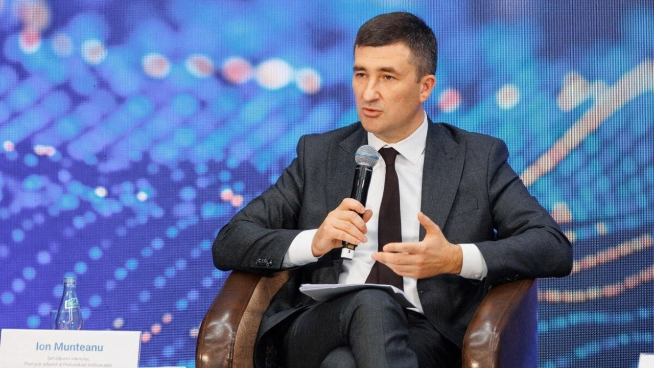 ВСМ отложил рассмотрение отчета кандидата в ВСП Иона Мунтяну.