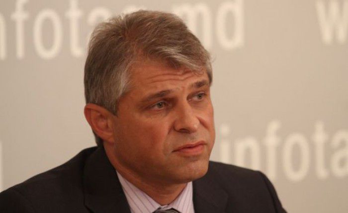 Eugen Baleca a fost și coleg de facultate cu Vlad Plahotniuc.