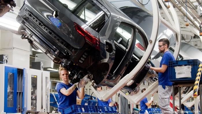 Volkswagen выплатит компенсации более 90 000 автовладельцев.