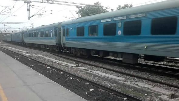 Fermierul a primit în proprietate și biroul șefului de gară din Ludhiana, orașul prin care trece trenul primit de Singh.