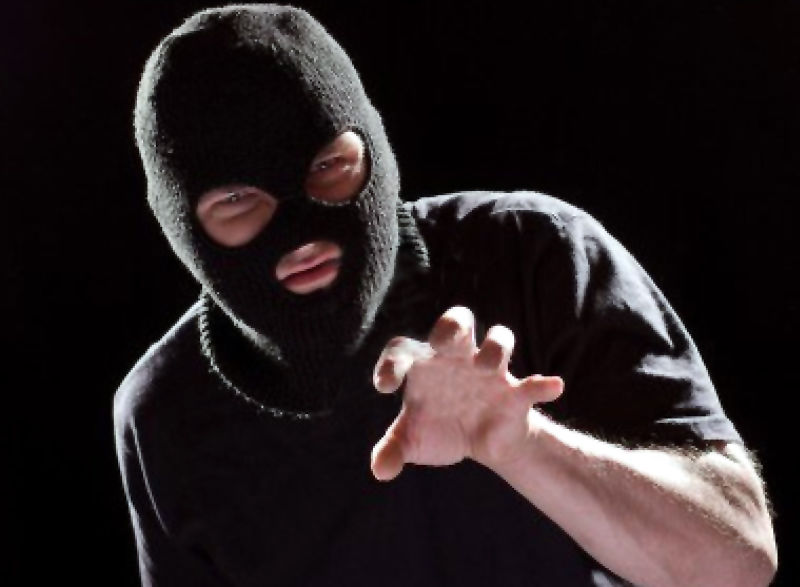 În anul 2014 s-a înregistrat, faţă de 2013, o creştere cu 66 la sută a numărului infractorilor care nu sunt la prima abatere. Foto: cugetliber.ro