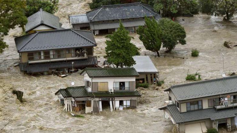 Bilanţul inundaţiilor din Japonia a ajuns la 30 de morţi. 