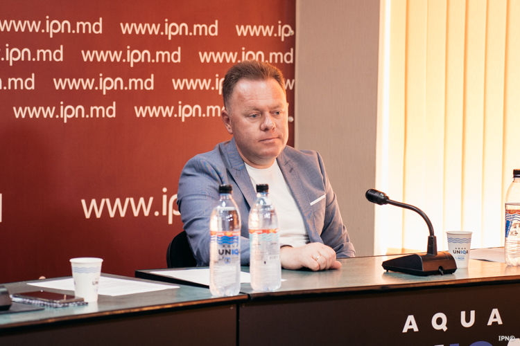 Бывший вице-премьер по реинтеграции Александр Фленкя.