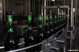 În prezent Barza Albă e unul din dintre cei mai mari producători de divin și brandy din Republica Moldova. Foto: agrotop.md