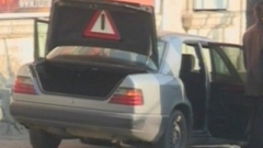 În maşina unui avocat independent din regiunea transnistreanăa fost găsit, în această dimineaţă, un obiect explozibil.