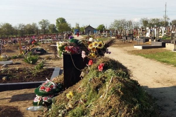 Городское кладбище из Вулканешт будет расширено. Такое решение одобрил местный совет, пишет официальный сайт населенного пункта.