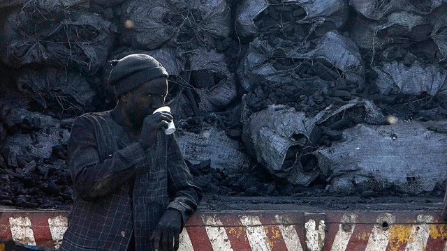 Украина оплатила поставки еще около 160 тысяч тонн угля из ЮАР. Фото: ntv.ru
