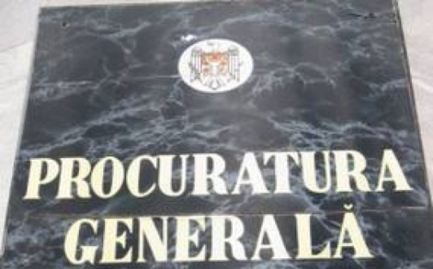 Pretextul fiind de a face unele controale, în realitate însă procurorii le-au închis în safeurile lor