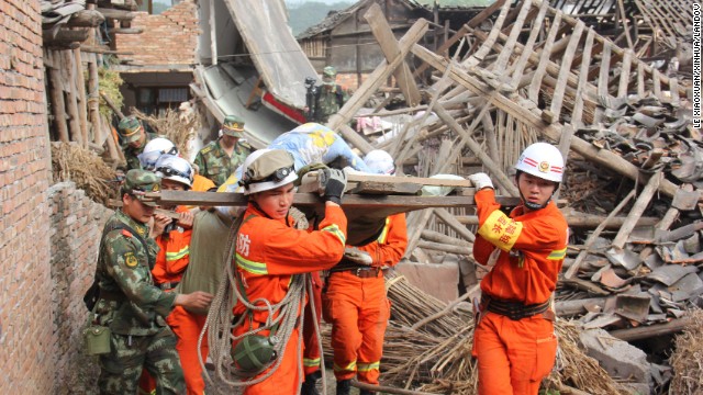 Cutremurele au provocat 47 de morţi şi 296 de răniţi grav, a anunţat un oficial din cadrul Biroului de seismologie din Gansu, precizând că au fost înregistrate cel puţin 371 de replici.
