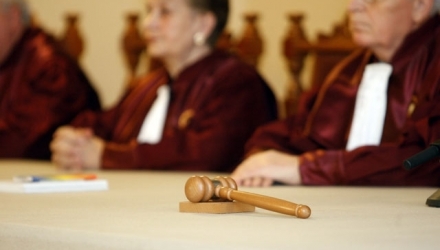 Proiectul de lege se încadrează în Strategia de reformă a sectorului justiției pentru anii 2011 – 2016.