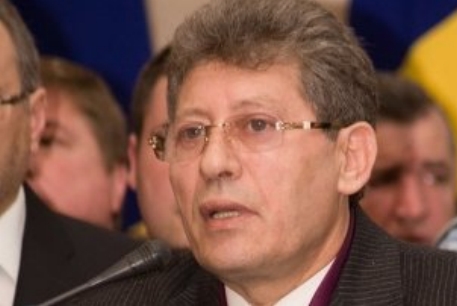 Политик ратует за включение в новый текст Конституции права на голосование с 16 лет. Фото: vesti.kz