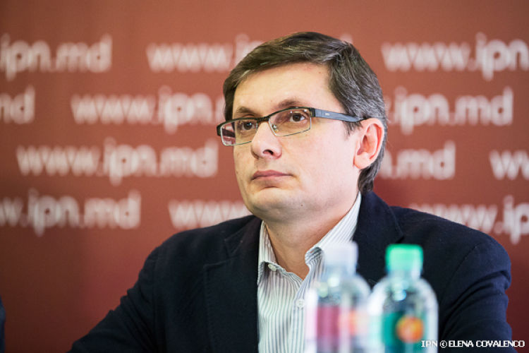 Гросу заявил, что в этом году парламент не уйдет в отпуск.