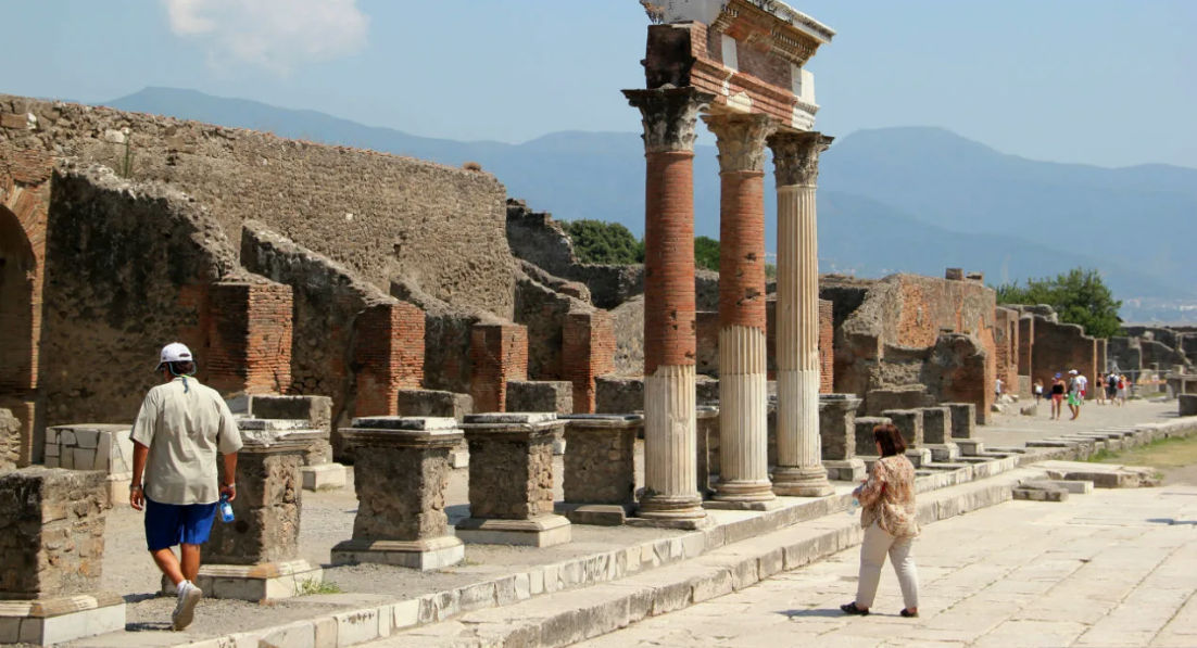 Pompei impune o limită privind numărul de vizitatori.