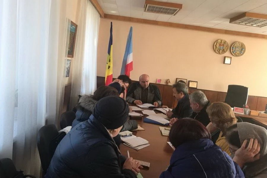 В свою очередь власти города признали наличие проблемы и обещают ее устранить.