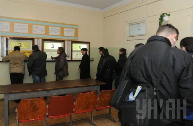 Генштаб сосредотачивается на привлечении в ряды ВСУ военнослужащих по контракту.