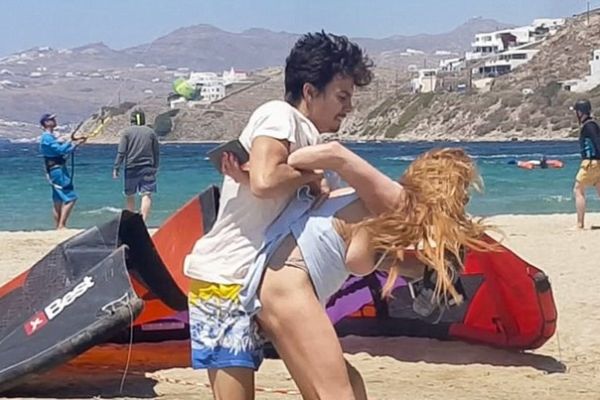 Lindsay Lohan, batuta de iubitul sau, milionarul rus Egor Tarabasov. Foto: agentiadepresamondena.com