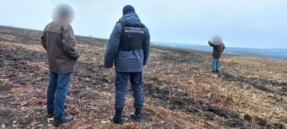 Троих граждан Молдовы задержали при попытке незаконного перехода границы вблизи Липкан.