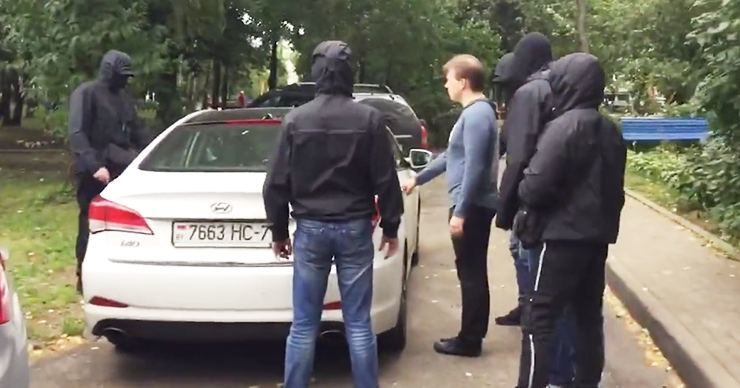 В белорусской оппозиции назвали причину задержания члена КС Знака.