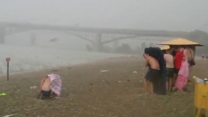 Ploi asemănătoare au fost remarcate de localnici din Lindas, Suldal și Femunden. Foto: rtv.net