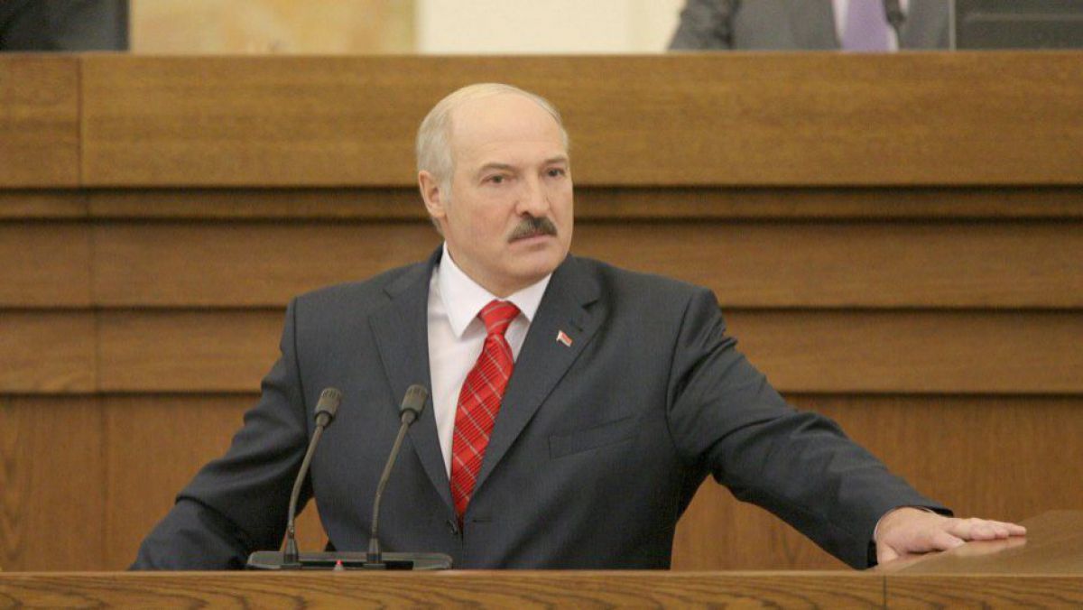 Alexandr Lucașenko consideră că URSS s-a destrămat din cauza lipsei produselor de primă necesitate. Foto: IHNED.cz