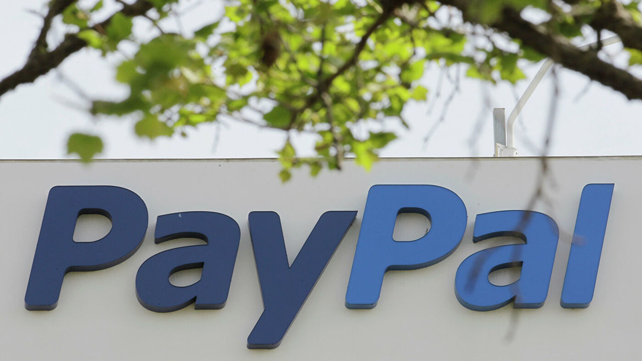 PayPal — крупнейшая международная дебетовая электронная платежная система.