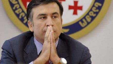 Coaliţia de opoziţie "Visul Georgian" a lui Ivanişvili îl acuză pe Saakaşvili că a stabilit un regim autoritar.
