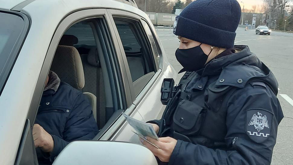 На КПП “Костешть” изъяты два фальшивых документа.