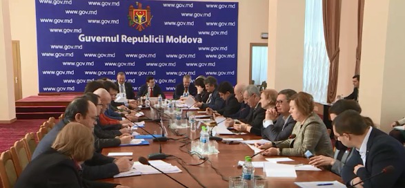 Теперь законопроект должен пройти утверждение в правительстве и парламенте. 