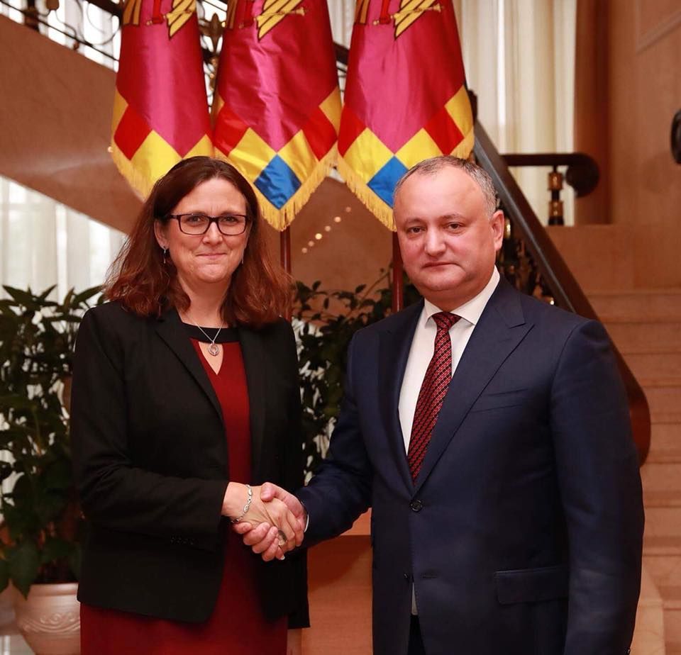 Глава государства провел встречу с Европейским комиссаром по торговле Сесилией Мальмстрем. 