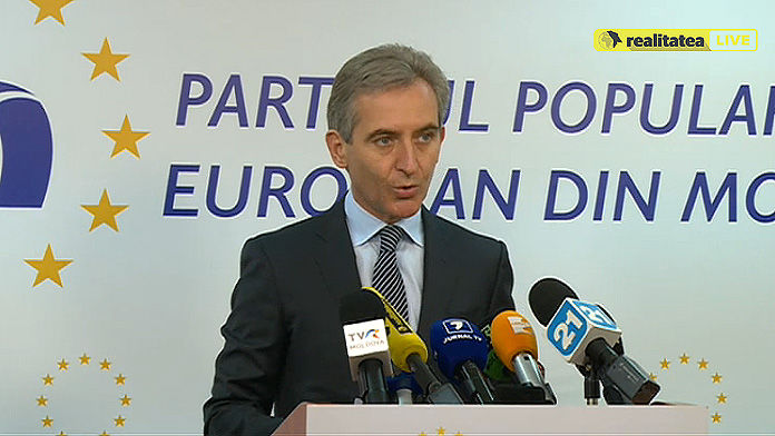 Candidatul PPEM la funcția de președinte al Republicii Moldova Iurie Leancă anunță că nu se retrage din cursa electorală.